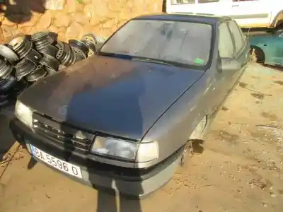 Veicolo di demolizione opel vectra a selection dell'anno 1990 alimentato 