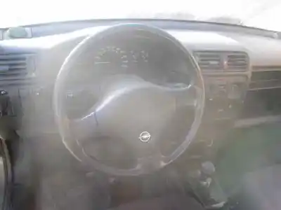 Veicolo di demolizione opel vectra a selection dell'anno 1990 alimentato 