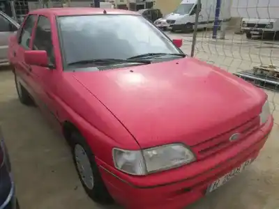 Sloopvoertuig ford escort v (aal, abl) 1.4 van het jaar 1992 aangedreven 