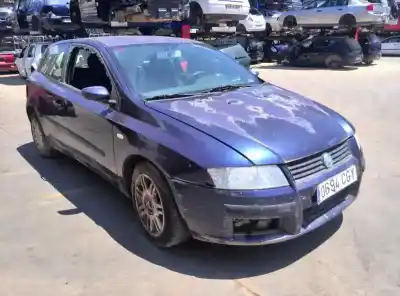 Veículo de Sucata fiat stilo (192_) 1.6 16v (192_xb1a) do ano 2003 alimentado 