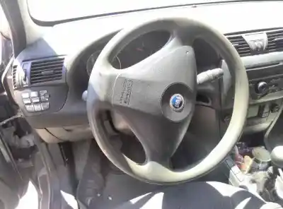 Veículo de Sucata fiat stilo (192_) 1.6 16v (192_xb1a) do ano 2003 alimentado 