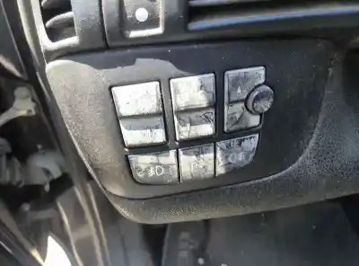 Veículo de Sucata fiat stilo (192_) 1.6 16v (192_xb1a) do ano 2003 alimentado 