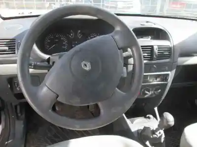 Scrapping Vehicle renault clio ii fase ii (b/cb0) billabong of the year 2003 powered d7f726