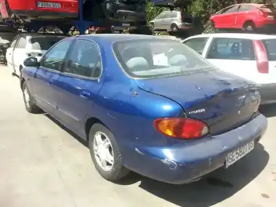 Vehicul casat hyundai lantra berlina (rd) 2.0 gls al anului 2001 alimentat 
