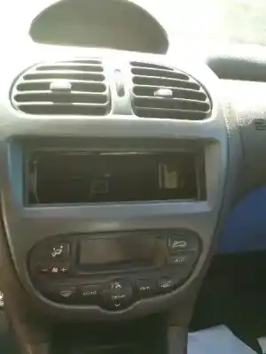 Vehicul casat peugeot 206 cc cc al anului 2002 alimentat g-rfn