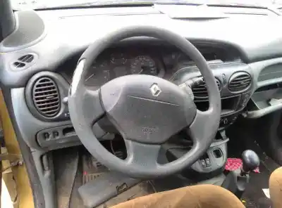 Scrapping Vehicle renault megane i scenic (ja0) 1.9 d alize of the year 1999 powered 