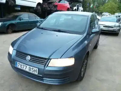 Veículo de Sucata fiat stilo (192) 1.9 jtd cat do ano 2002 alimentado 192a1000 gasoleo a