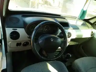 Scrapping Vehicle renault kangoo (f/kc0) authentique of the year 2001 powered d/k9k a7