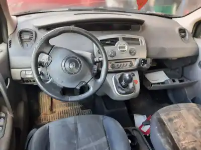 Veículo de Sucata renault scenic ii confort expression do ano 2001 alimentado k9k732