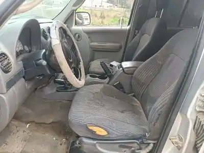 Veicolo di demolizione jeep cherokee (kj) 2.5 crd 4x4 dell'anno 2001 alimentato d99b