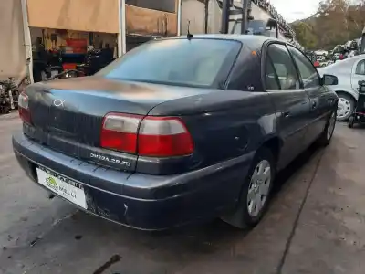 Veículo de Sucata opel omega b elegance berlina do ano 2001 alimentado x25dt