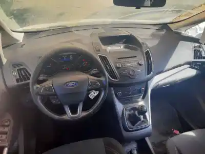 Veículo de Sucata ford grand c-max (ceu) business edition 120 cv / 88 kw do ano 2016 alimentado 