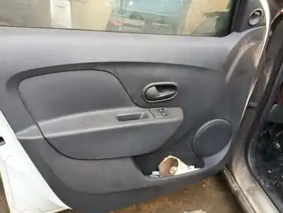 Veículo de Sucata dacia sandero essential do ano 2018 alimentado b4d