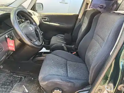 Утилизация автомобиля toyota corolla verso (e12) 2.0 d-4d linea terra года 2001 питание 1cdftv