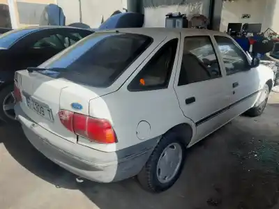 Veículo de Sucata ford escort v (aal, abl) 1.3 do ano 1995 alimentado j6a