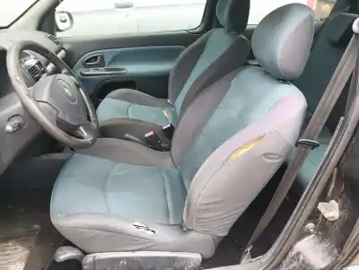 Здавання транспортного засобу renault                                            clio ii fase ii (b/cb0)                                                                                                                                                                                                                                    billabong року 2003 потужний k4j710