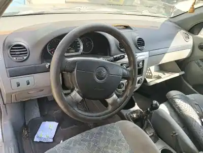 Scrapping Vehicle daewoo lacetti sx of the year 2001 powered f16d3