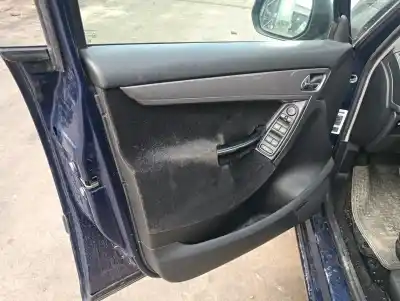 Veículo de Sucata citroen c4 picasso sx do ano 2001 alimentado rhj