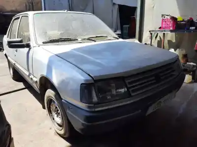 Veículo de Sucata peugeot 309 gl do ano 2001 alimentado g1a
