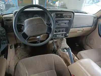 Veículo de Sucata jeep cherokee (xj) 2.5 turbodiesel do ano 2001 alimentado m52