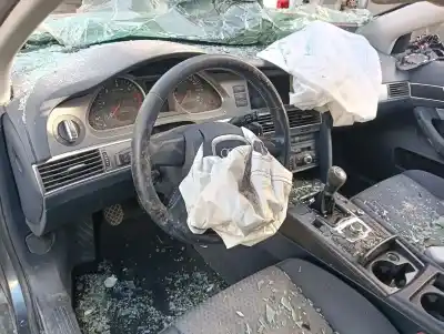 Scrapping Vehicle audi a6 avant (4f5) 3.0 tdi quattro of the year 2001 powered bmk