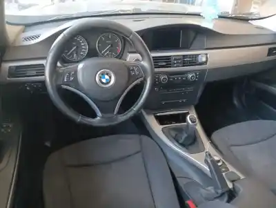 Veículo de Sucata bmw serie 3 berlina (e90) 318d do ano 2001 alimentado n47d20a