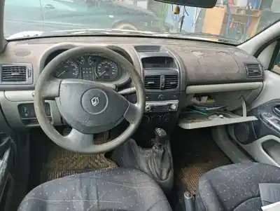 Утилизация автомобиля renault                                            clio ii fase ii (b/cb0)                                                                                                                                                                                                                                    expression года 2002 питание d7f