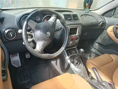 Здавання транспортного засобу alfa romeo gt (125) 1.9 jtd 16v 150/ distinctive року 2001 потужний 937a5000