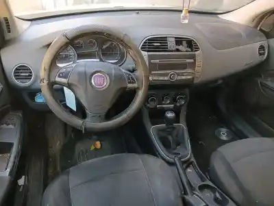 Veículo de Sucata fiat bravo (198) 1.6 16v active multijet (77kw) do ano 2009 alimentado 198a3000