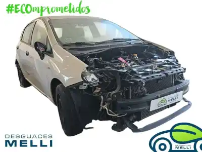 Veículo de Sucata fiat punto (199) easy do ano 2012 alimentado 199a9000