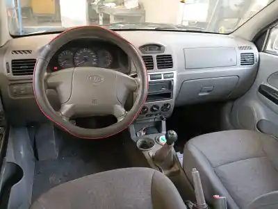 Veículo de Sucata kia rio (bc) 1.5 ls berlina do ano 2004 alimentado a5d