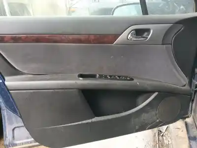 Sloopvoertuig peugeot 407 st confort van het jaar 2007 aangedreven rhr