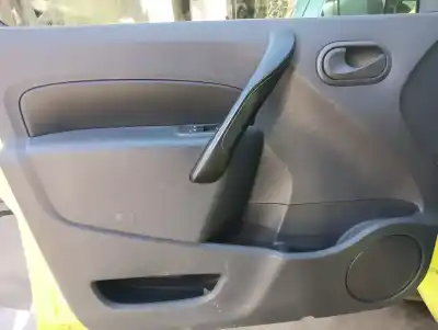 Veículo de Sucata renault kangoo profesional do ano 2001 alimentado k9k808