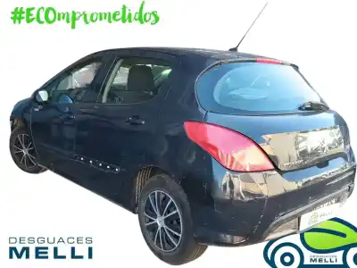 Veículo de Sucata peugeot 308 access do ano 2010 alimentado 8fr