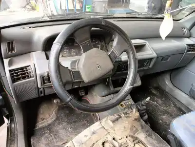 Здавання транспортного засобу renault clio i fase i+ii (b/c57) 1.2 року 1993 потужний e7f Здавання транспортного засобу renault clio i fase i+ii (b/c57) 1.2 року 1993 потужний e7f