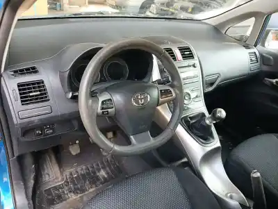 Veículo de Sucata toyota auris active do ano 2010 alimentado 1ndtv