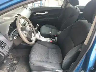 Veículo de Sucata toyota auris active do ano 2010 alimentado 1ndtv