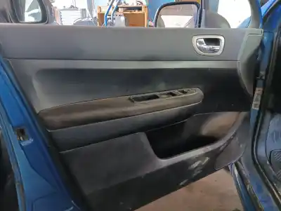 Здавання транспортного засобу peugeot 307 break / sw (s1) break xs року 2004 потужний rhs