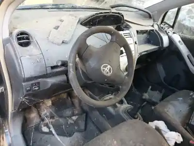 Veículo de Sucata toyota                                             yaris (ksp9/scp9/nlp9)                                                                                                                                                                                                                                     básico                                                                                                                                                                                                                                                     do ano 2008 alimentado 1nd