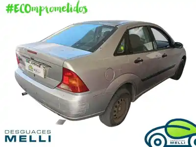 Scrapping Vehicle ford focus berlina (cak) ghia of the year 2000 powered fyda