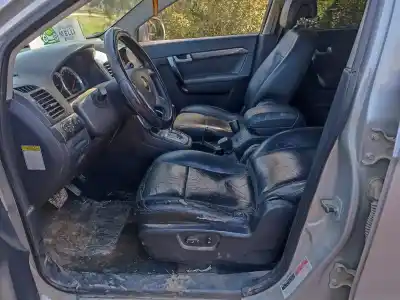 Veículo de Sucata chevrolet captiva 2.0 vcdi ltx do ano 2001 alimentado z20s