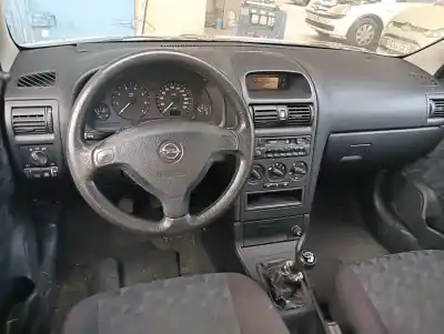 Verschrottungsfahrzeug opel astra g berlina club des jahres 2000 angetrieben x16szr