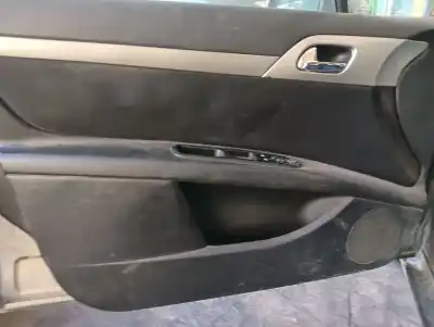 Здавання транспортного засобу peugeot 407 sw sr confort року 2007 потужний 9hz