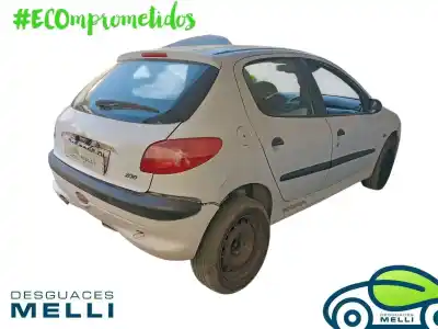 Veículo de Sucata peugeot 206 berlina xr do ano 1999 alimentado wjz