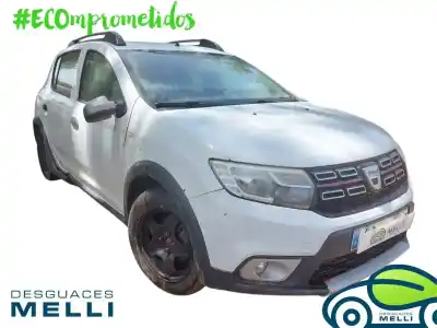Veículo de Sucata dacia sandero stepway do ano 2001 alimentado h4b