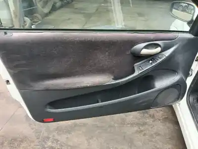 Veículo de Sucata fiat stilo (192) 1.6 16v do ano 2003 alimentado 182b6000