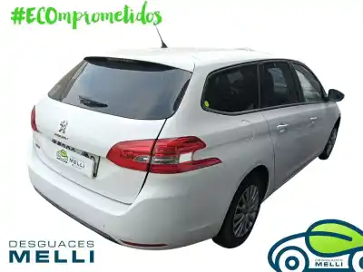 Veículo de Sucata peugeot 308 access do ano 2015 alimentado 9h05