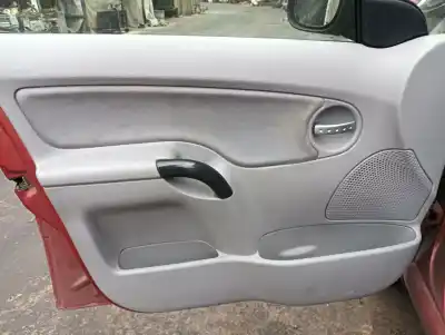Veículo de Sucata citroen c3 1.4 hdi (68 cv) 1.4 hdi do ano 2002 alimentado 8hx