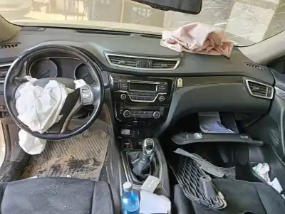 Scrapping Vehicle nissan x-trail (t32) acenta of the year 2017 powered r9m414