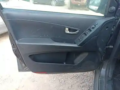 Здавання транспортного засобу ssangyong                                          korando                                                                                                                                                                                                                                                    quartz 4x2 року 2011 потужний 671950